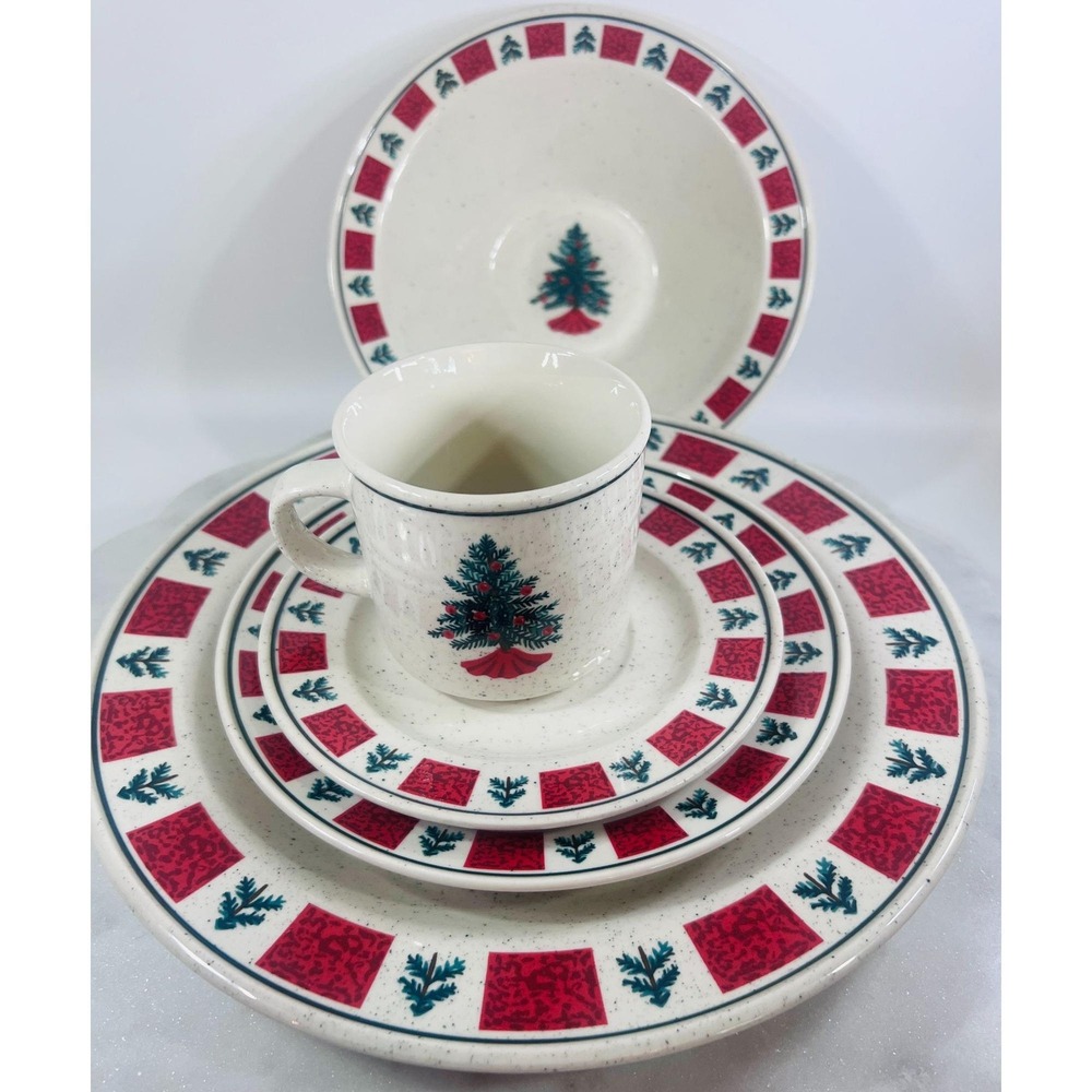 Vtg 5 pc Holiday Stoneware Christmas Tree Place Setting Red Green Dinnerware Set